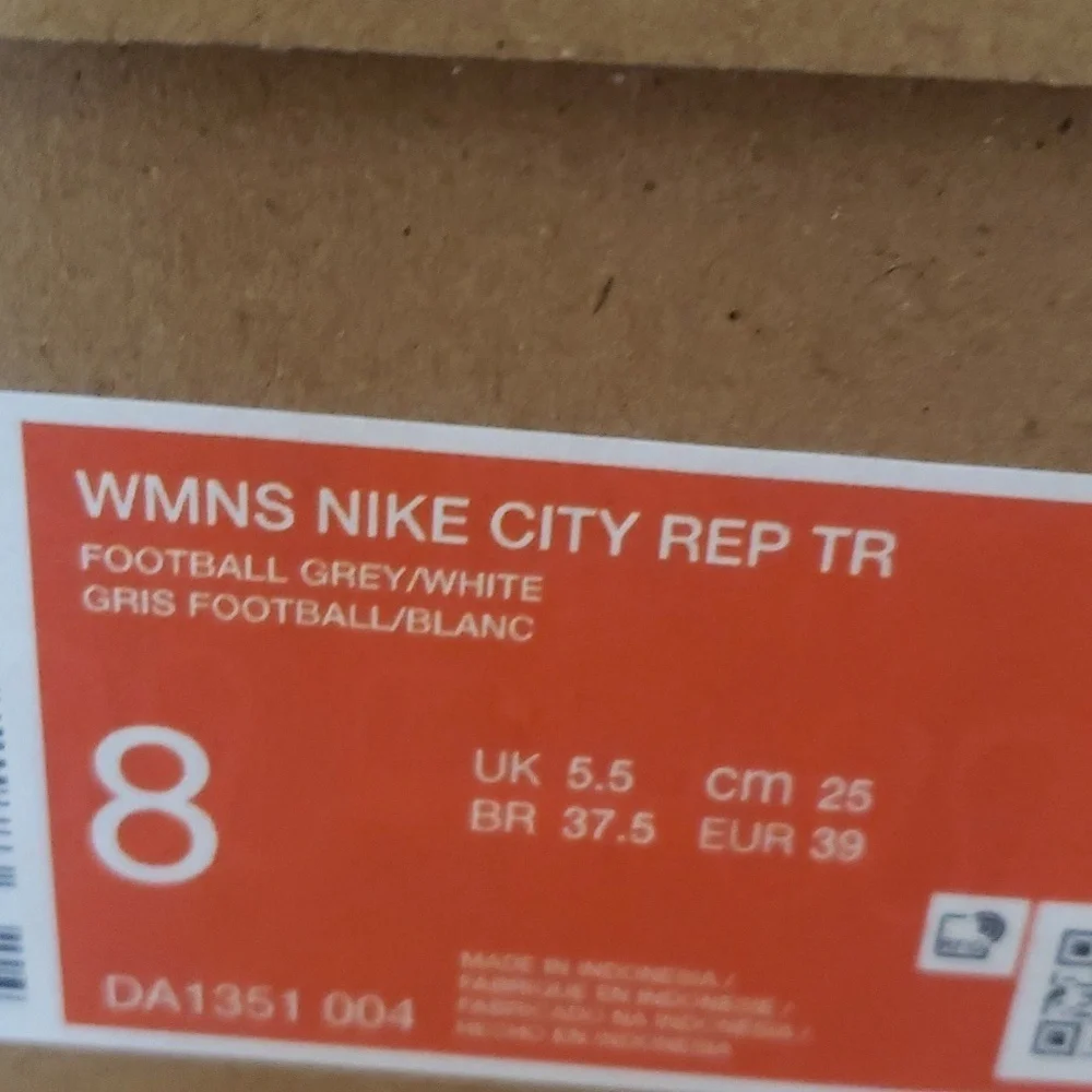 New Nike City Training‎ Light Blue Gray Sneakers Gym Workout Lightweight Shoes